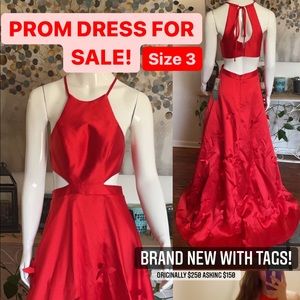 PROM DRESS💃🏻 never got to wear this stunning dress